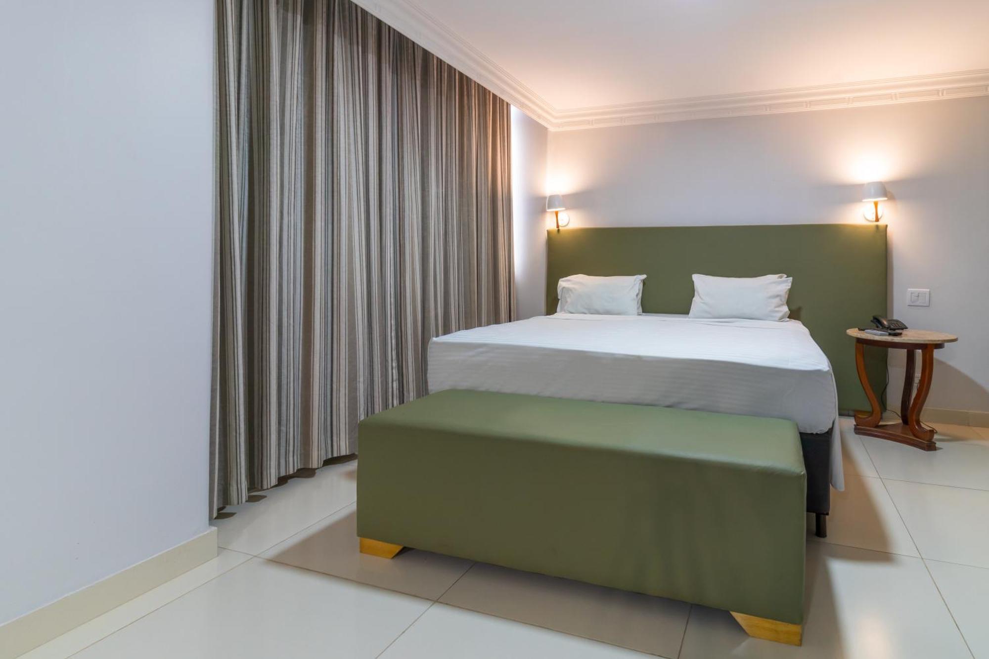 Umuarama Plaza Hotel By Castelo Itaipava Goiania Luaran gambar