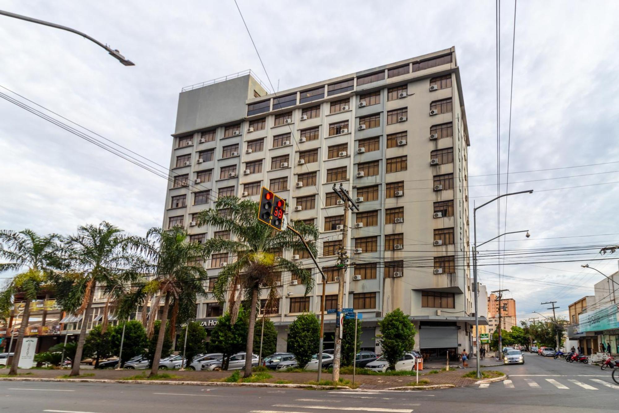 Umuarama Plaza Hotel By Castelo Itaipava Goiania Luaran gambar